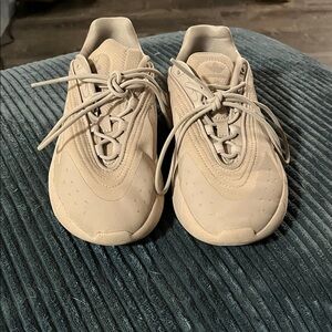 Adidas Kids Beige Sneakers